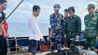 Bắt giữ vụ vận chuyển trái phép 100.000 lít dầu DO