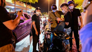 Hà Nội: Tạm giữ 8 “quái xế” lạng lách đánh võng trên nhiều tuyến phố