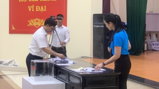 Đằng sau cuộc bốc thăm cho trẻ mầm non ở Hoàng Liệt: Nỗi buồn đầu năm học mới!