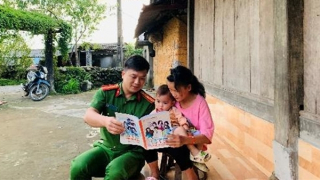 Xây dựng xã bản kiểu mẫu giữa lưng chừng mây