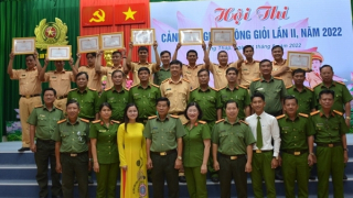 Công an Đồng Tháp tổ chức hội thi Cảnh sát giao thông giỏi