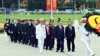 Lãnh đạo Đảng, Nhà nước vào Lăng viếng Chủ tịch Hồ Chí Minh