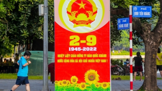 Đường phố Hà Nội vắng vẻ ngày Quốc khánh