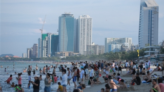 Đà Nẵng chật kín du khách trong 2 ngày đầu tiên nghỉ lễ 2/9