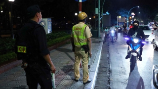 Tóm 10 “quái xế” gây rối đêm 2/9