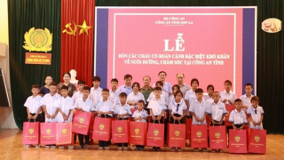 “Chắp cánh ước mơ” cho trẻ em vùng cao Sơn La