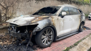 Trích xuất camera để làm rõ vụ xe ô tô bốc cháy khi đang đậu trên vỉa hè