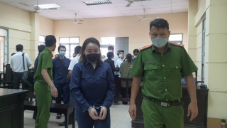 Phẫu thuật thẫm mỹ "chui" dẫn đến người mất mạng, kẻ vào tù