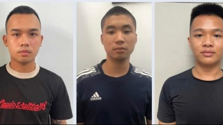 Gây sức ép đòi nợ rồi cướp tài sản