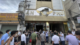 Khởi tố vụ án cháy quán karaoke An Phú làm chết 32 người