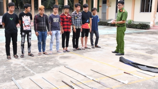 Xử lí nhóm côn đồ miệt vườn cố ý làm hư hỏng tài sản