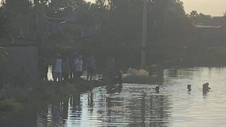 Rơi xuống hồ nuôi tôm, 3 nữ sinh tử vong