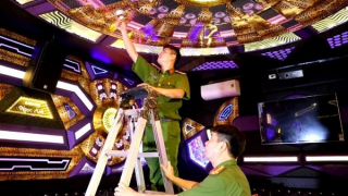 Phát hiện nhiều quán karaoke vi phạm quy định PCCC