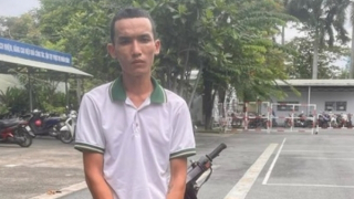 Thông tin mới qua lời khai của kẻ mua súng để cướp các cửa hàng tiện lợi