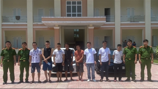 Quảng Bình: Tạm giữ hình sự 8 đối tượng liên quan ma túy trong quán karaoke