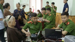 Sáng tạo, hiệu quả trong 36 ngày đêm cấp căn cước công dân