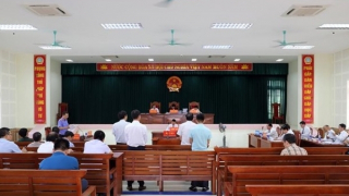 Tạm dừng xét xử sai phạm liên quan đến dự án nghìn tỷ