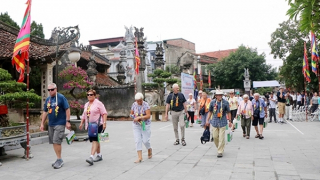 Phú Thọ đón đoàn khách du lịch quốc tế bằng đường thủy