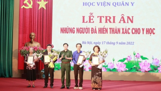 Tri ân người hiến thân xác cho y học