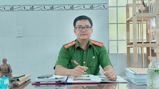 Gặp "chuyên gia" giải mã tử thi từng làm "bà đỡ" bất đắc dĩ