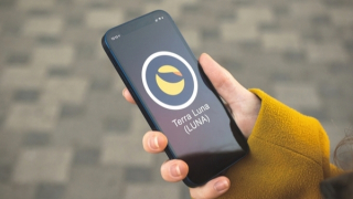 Do Kwon và nỗi sợ de-peg của tiền điện tử