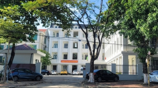 Thổi giá, đánh tráo thiết bị giáo dục để trục lợi ngân sách