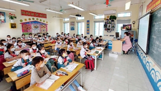 Quá tải trường học, nỗi lo cũ trong năm học mới: Cần thực hiện đồng bộ nhiều giải pháp (Bài cuối)