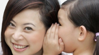 Đi hỏi già, về nhà hỏi trẻ