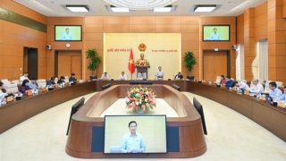 Giám sát nguồn lực phòng, chống dịch: Nên chăng tập trung việc chế tạo, mua bán vaccine?