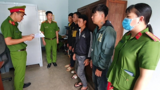 Hẹn nhau hỗn chiến chỉ vì mâu thuẫn trên bàn nhậu