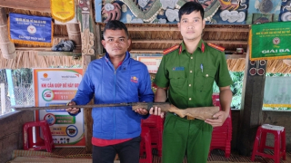 Phát huy vai trò nòng cốt về vận động, thu hồi vũ khí, vật liệu nổ