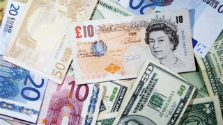 Bảng Anh xuống thấp kỉ lục, có khả năng ngang giá đồng USD?