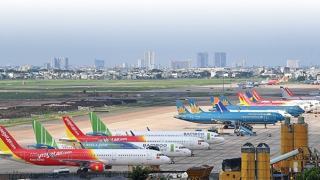 Đầu tư hạ tầng hàng không: Thủ tục chồng chéo, rườm rà