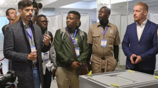 Quan sát viên quốc tế nói gì về trưng cầu dân ý sáp nhập Nga ở 4 tỉnh Ukraine?