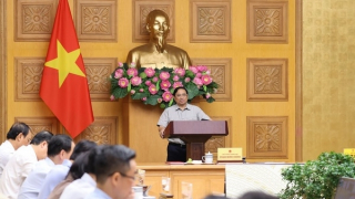 Thủ tướng: Hạn chế thấp nhất thiệt hại, đặc biệt là bảo vệ tính mạng người dân