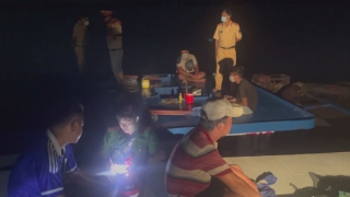 Tăng cường đấu tranh với hoạt động khai thác cát trái phép