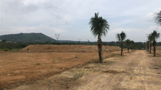 San gạt cả khu đất nông nghiệp hơn 6ha ven hồ Trị An để tách sào ra bán