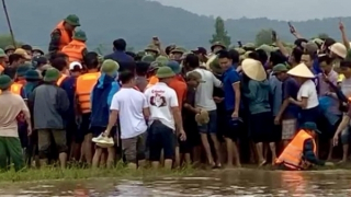 Nghệ An: Thêm 4 người bị lũ cuốn trôi