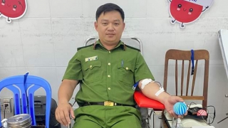 Chiến sĩ Công an hiến máu cứu bệnh nhân qua cơn nguy kịch