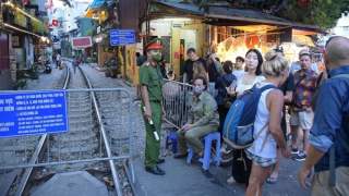 Hà Nội kiên quyết đóng cửa cà phê đường tàu