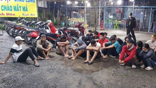 Bắt giữ gần 40 “tay đua” trên đường dẫn cao tốc TP Hồ Chí Minh - Trung Lương