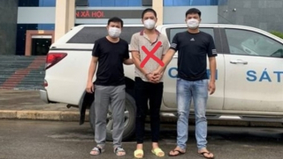 Bị truy nã vì rủ "bạn gái nhí" vào nhà nghỉ