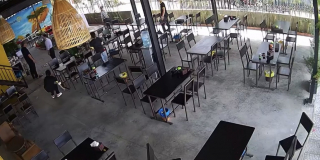 Tạm đình chỉ công tác cán bộ Sở "ném tiền tung tóe" ở quán ăn