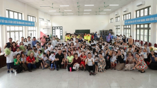 Tổ chức chương trình Vui Tết Trung thu cho hơn 1.000 em nhỏ