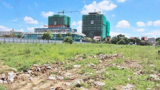 Vẫn khổ sở vì dự án treo