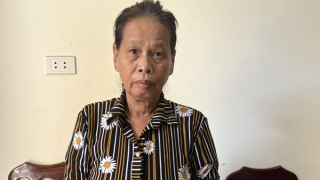 Con bị bắt vì lưu hành tiền giả, mẹ ở nhà phá két mang 2 tỷ tiền giả đi giấu