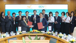 BIDV và Vietnam Post hợp tác triển khai dịch vụ thu hộ bảo hiểm