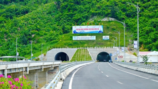 Tiếp tục đề xuất giải pháp xử lý dứt điểm tồn tại ở 8 dự án BOT giao thông