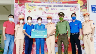 Học tập và làm theo gương Bác từ những việc làm vì dân