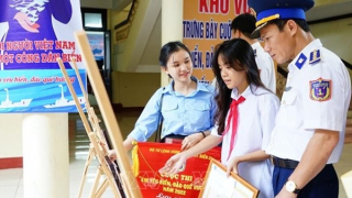 Nhiều hoạt động hướng về biển, đảo quê hương